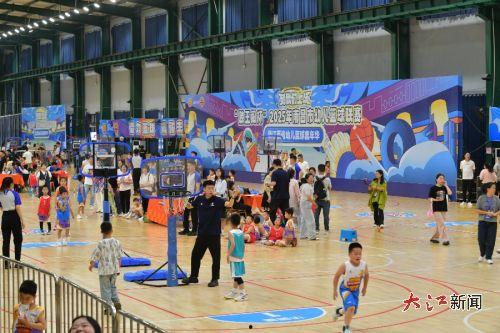 南昌新闻爆料篮球赛事,激情对决,精彩瞬间回顾  第3张 南昌新闻爆料篮球赛事,激情对决,精彩瞬间回顾  第3张